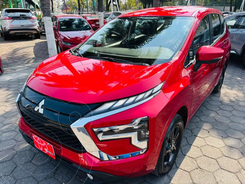 Foto Mitsubishi Xpander GLS usado (2025) color Rojo precio $367,000