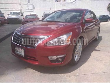 Foto venta Auto usado Nissan Altima Advance NAVI (2016) color Rojo precio $219,000