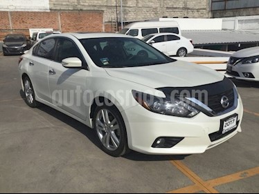 Foto venta Auto usado Nissan Altima ALTIMA EXCLUSIVE 3.5 (2017) color Blanco precio $350,000