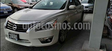 Foto venta Auto usado Nissan Altima Exclusive (2014) color Blanco precio $177,000