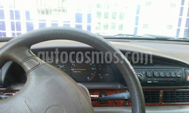 Nissan Altima GXE 2.4L Aut usado (1993) color Rojo precio u$s1.800