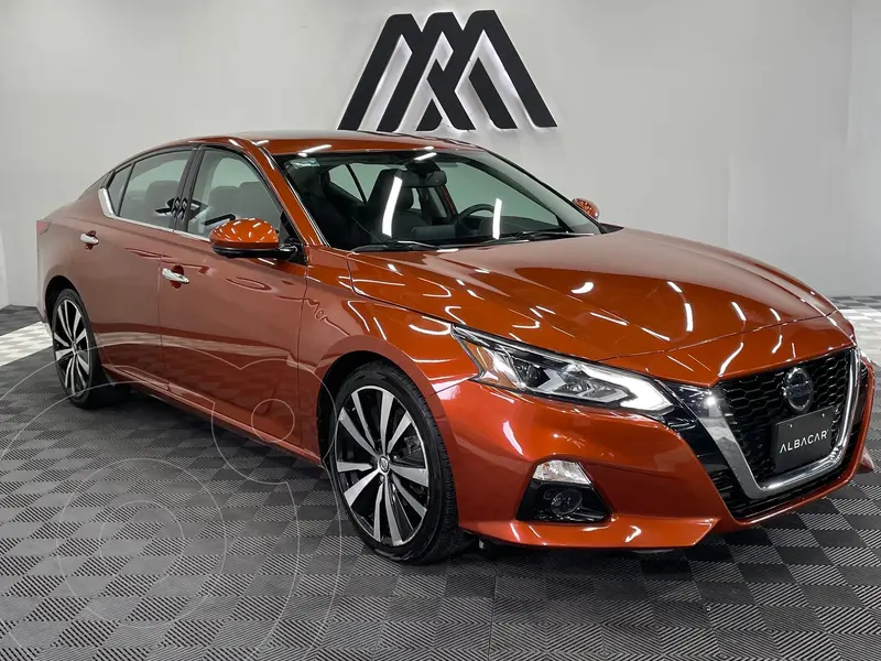 Foto Nissan Altima Exclusive Turbo usado (2020) color Naranja precio $314,999