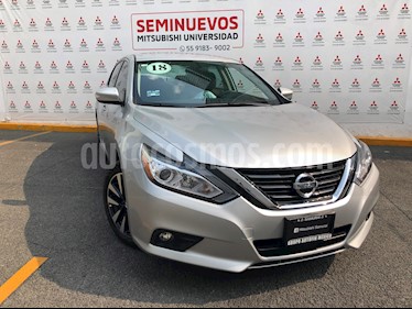 Nissan Altima Sense usado (2018) color Plata precio $263,000
