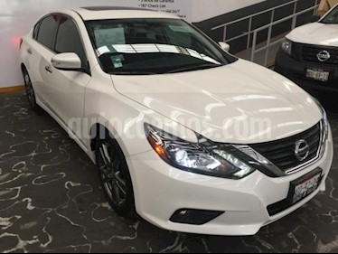 foto Nissan Altima 4P EXCLUSIVE V6 CVT CLIMATRONIC PIEL QC BL GPS BL usado (2018) color Blanco precio $449,000