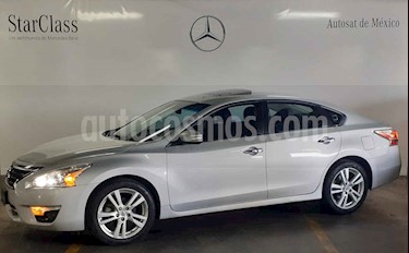 foto Nissan Altima 4p Advance Navi piel q/c CVT usado (2013) color Plata precio $159,000