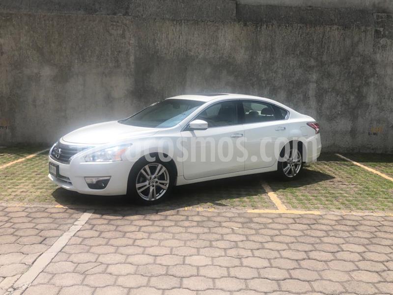 Nissan Altima Exclusive usado (2016) color Blanco precio $210,000