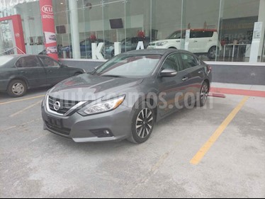 Nissan Altima Sense usado (2018) color Blanco precio $330,000