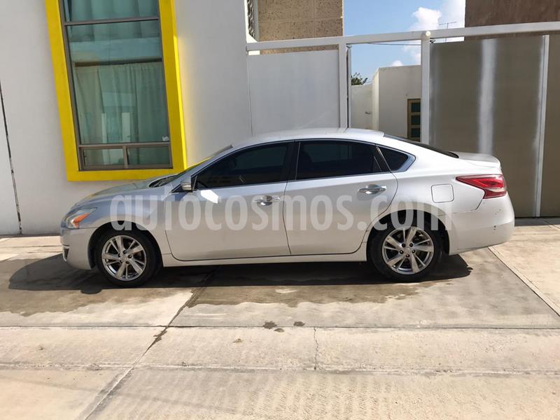 Nissan Altima Advance usado (2013) color Plata precio $127,000