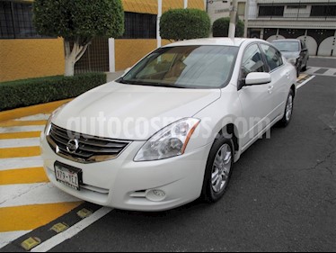 foto Nissan Altima S 2.5L usado (2012) color Blanco precio $109,900