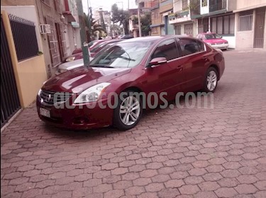 Foto venta Auto usado Nissan Altima SE 3.5L CVT (2011) color Rojo precio $160,000
