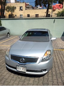foto Nissan Altima SL 2.5L CVT High usado (2008) color Plata precio $98,500