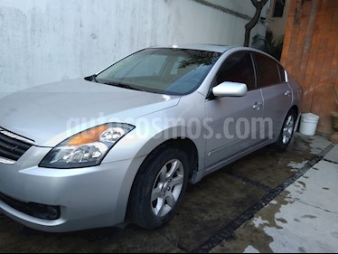 foto Nissan Altima SL 2.5L CVT High usado (2008) color Plata precio $91,000