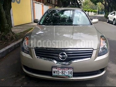Foto Nissan Altima SL 2.5L CVT usado (2009) color Arena precio $125,000