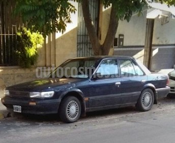 Foto venta Auto usado Nissan Bluebird 1.8 (1990) color Azul precio $88.000