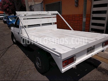 Nissan Estacas Largo TM5 usado (2007) color Blanco precio $90,000