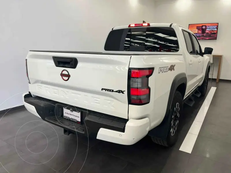nissan frontier-pro-4x-v6