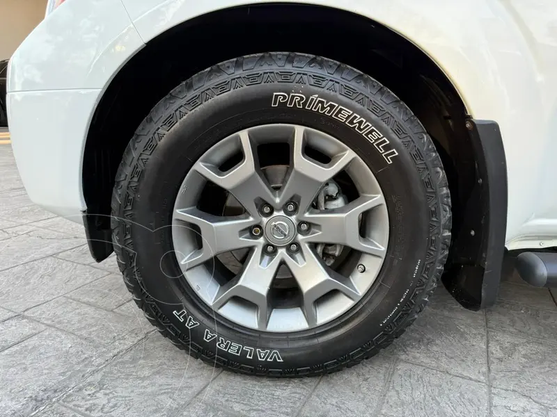 nissan frontier-pro-4x-v6