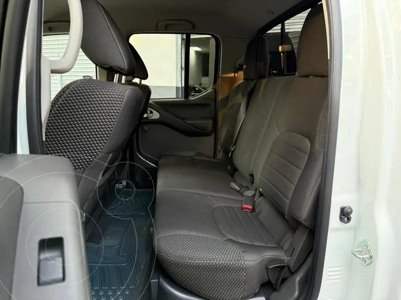 nissan frontier-pro-4x-v6