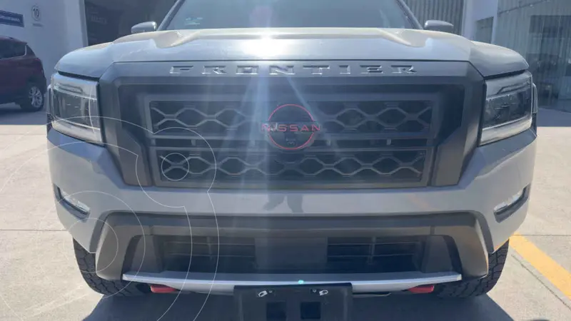 nissan frontier-pro-4x-v6