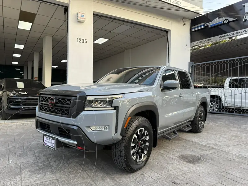 Foto Nissan Frontier Pro-4X V6 4x4 Aut usado (2022) color Gris financiado en mensualidades(enganche $140,000 mensualidades desde $19,909)