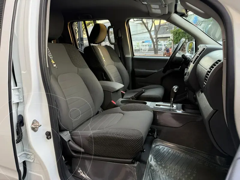 nissan frontier-pro-4x-v6