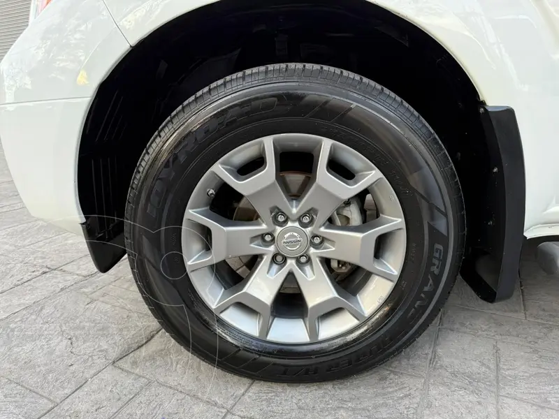 nissan frontier-pro-4x-v6