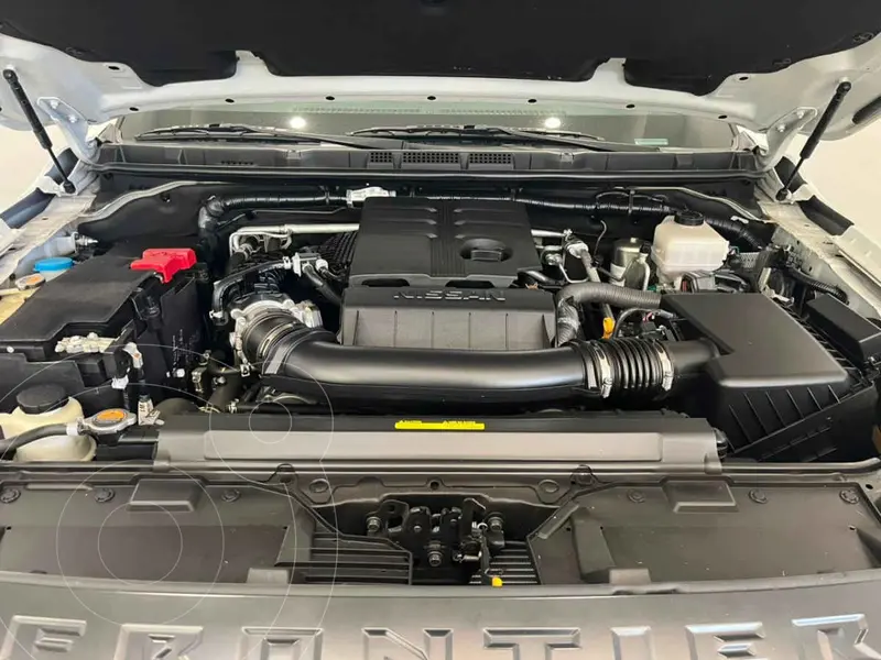 nissan frontier-pro-4x-v6