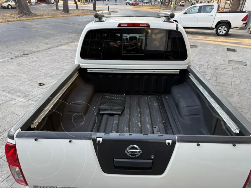 nissan frontier-pro-4x-v6