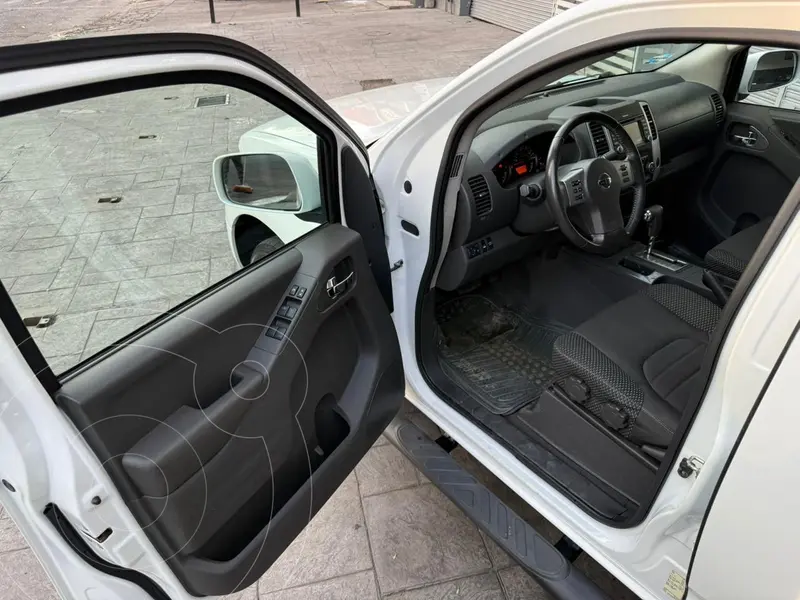 nissan frontier-pro-4x-v6