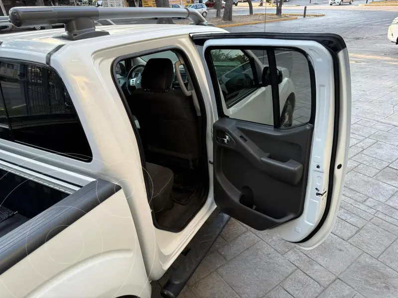 nissan frontier-pro-4x-v6