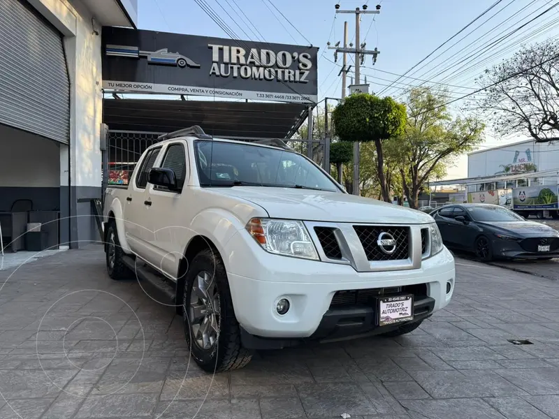 nissan frontier-pro-4x-v6