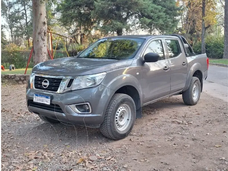 Foto Nissan Frontier LE 4x2 2.3 TDi usado (2017) color Gris financiado en cuotas(anticipo $9.640.000 cuotas desde $620.000)