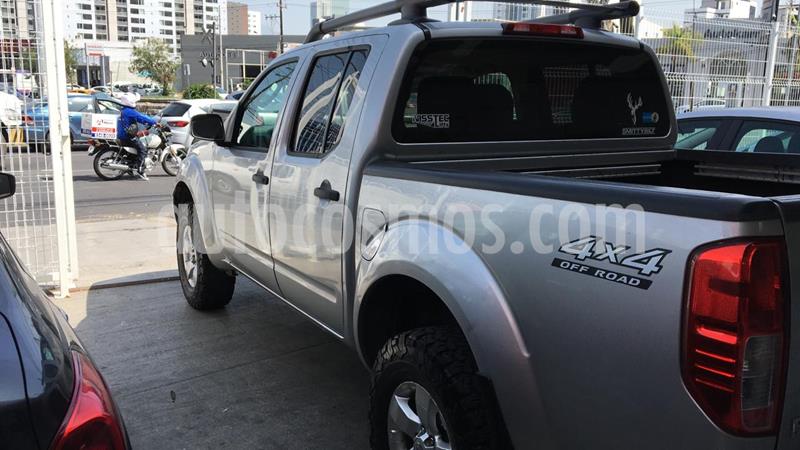 Nissan Frontier SE 4x4 V6 usado (2010) color Gris precio $192,000
