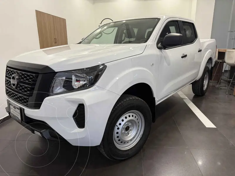 Foto Nissan Frontier  DC Diesel 4x4 usado (2024) color Blanco financiado en mensualidades(enganche $119,900 mensualidades desde $11,828)