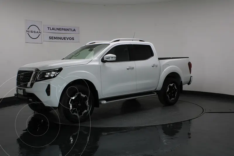 Foto Nissan Frontier  LE Aut Platinum usado (2023) color Blanco precio $529,000