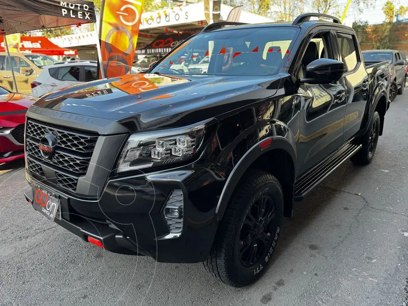 Foto Nissan Frontier  Pro 4X 4x4 Aut usado (2022) color Negro financiado en mensualidades(enganche $156,688 mensualidades desde $11,982)