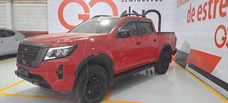 Foto Nissan Frontier  Pro 4X 4x4 Aut usado (2024) color NISROJOROJO precio $728,000