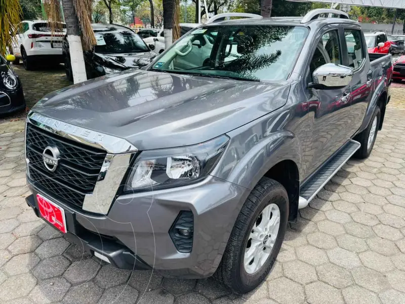 Foto Nissan Frontier  LE usado (2023) color Gris financiado en mensualidades(enganche $136,256 mensualidades desde $12,103)