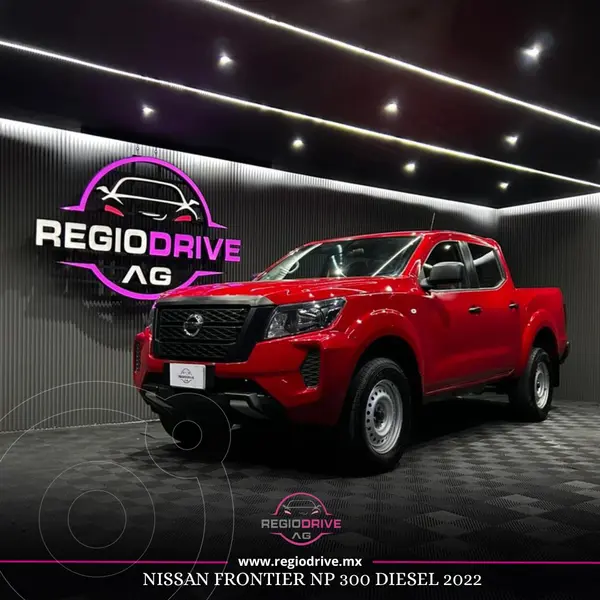 Foto Nissan Frontier  DC Diesel 4x4 usado (2022) color Rojo precio $389,900