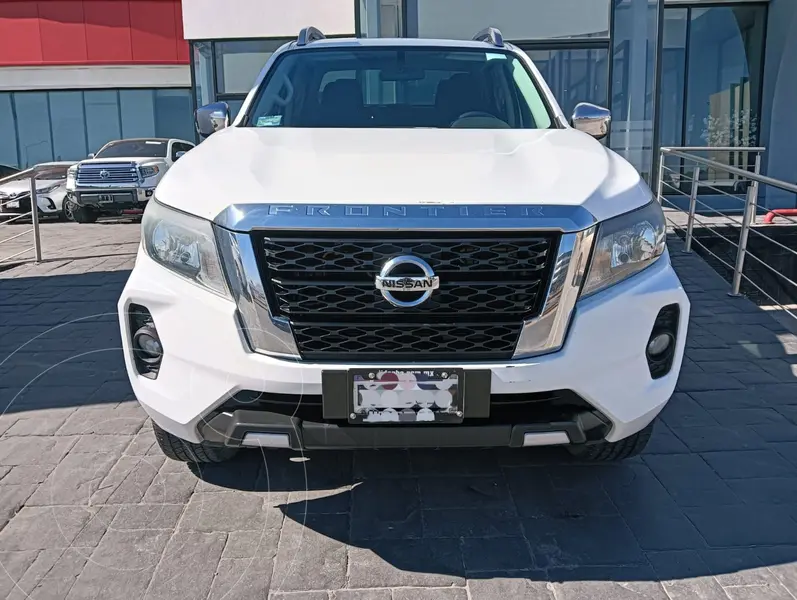 Foto Nissan Frontier  LE usado (2021) color Blanco precio $395,000