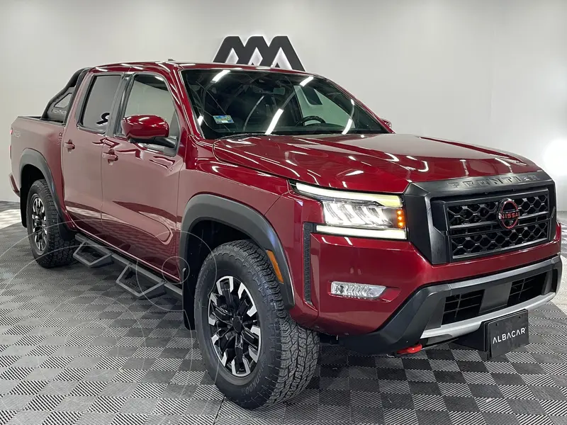 Foto Nissan Frontier  Pro 4X 4x4 Aut usado (2023) color Rojo precio $697,999
