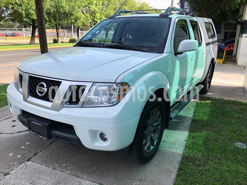Nissan Frontier Pro-4X 4x2 V6 usado (2017) color Blanco precio $395,000