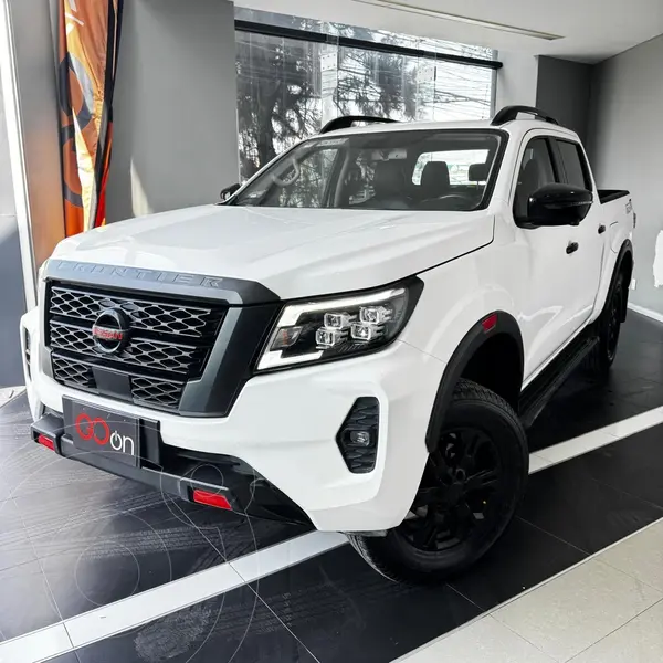 Foto Nissan Frontier  Pro 4X 4x4 Aut usado (2021) color Blanco financiado en mensualidades(enganche $143,062 mensualidades desde $10,940)