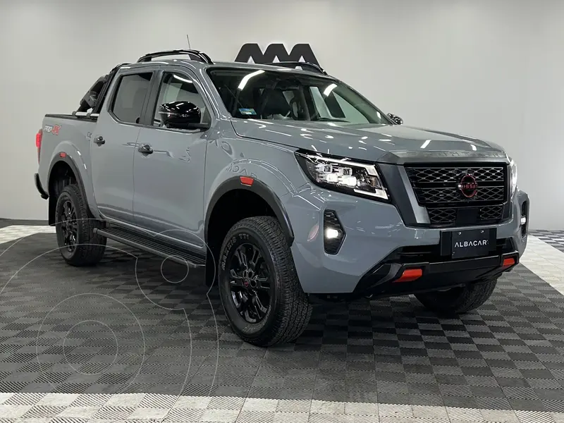 Foto Nissan Frontier  Pro 4X 4x4 Aut usado (2024) color Gris precio $649,999