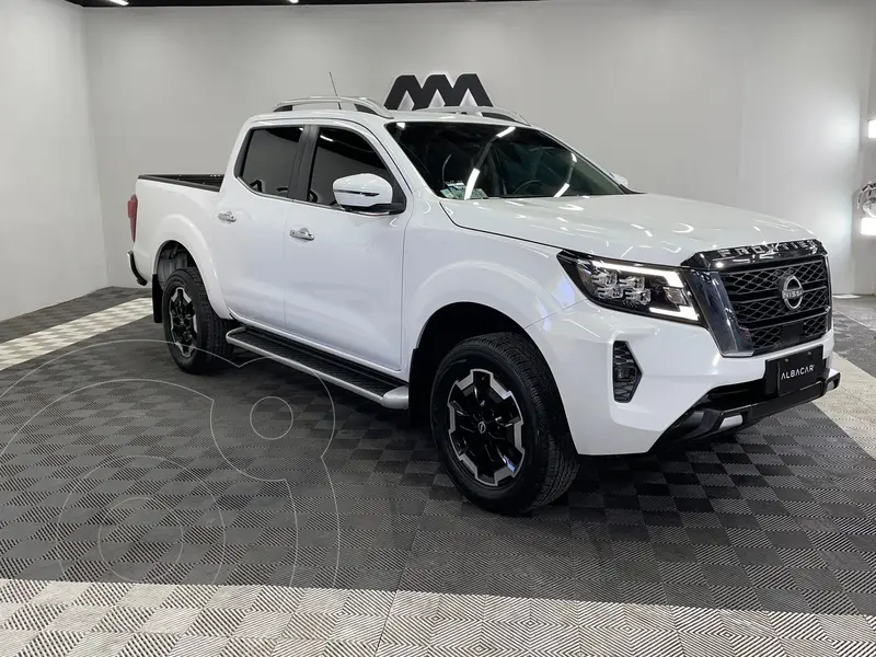 Foto Nissan Frontier  LE Aut Platinum usado (2024) color Blanco precio $652,999