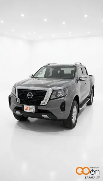 Foto Nissan Frontier  LE usado (2024) color NISKADGRIS OXFORD precio $520,000