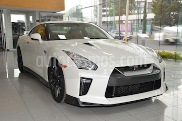 Nissan GT-R Premium usado (2018) color Blanco Perla precio $2,095,600