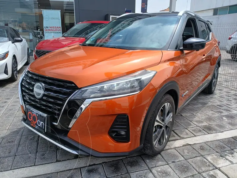 Foto Nissan Kicks E-Power Platinum usado (2024) color Naranja precio $450,000