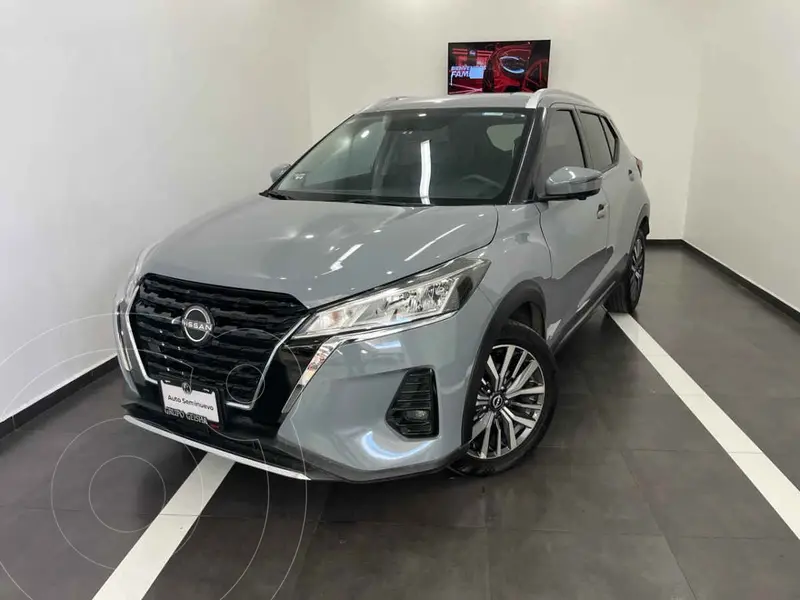 Foto Nissan Kicks Exclusive Aut usado (2024) color Gris financiado en mensualidades(enganche $87,560 mensualidades desde $8,638)