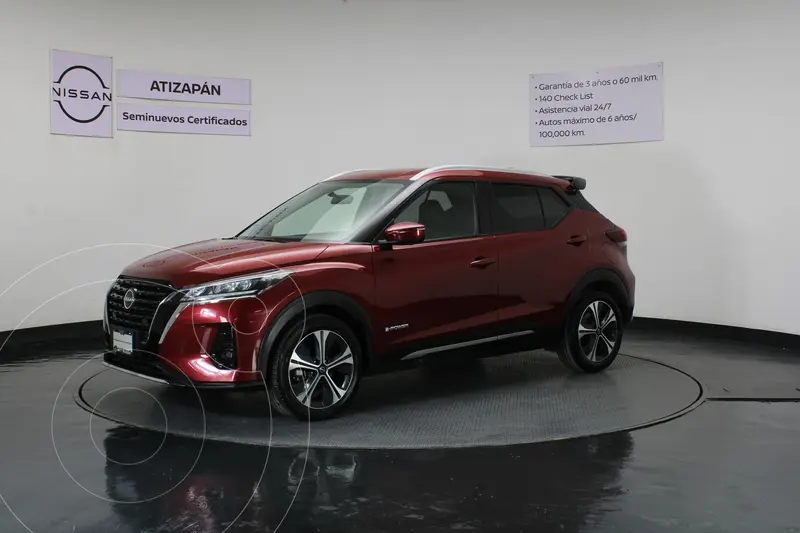 Foto Nissan Kicks Exclusive Aut usado (2024) color Rojo precio $425,000